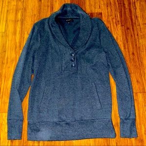 Banana Republic cowl neck sweatshirt. Women’s M